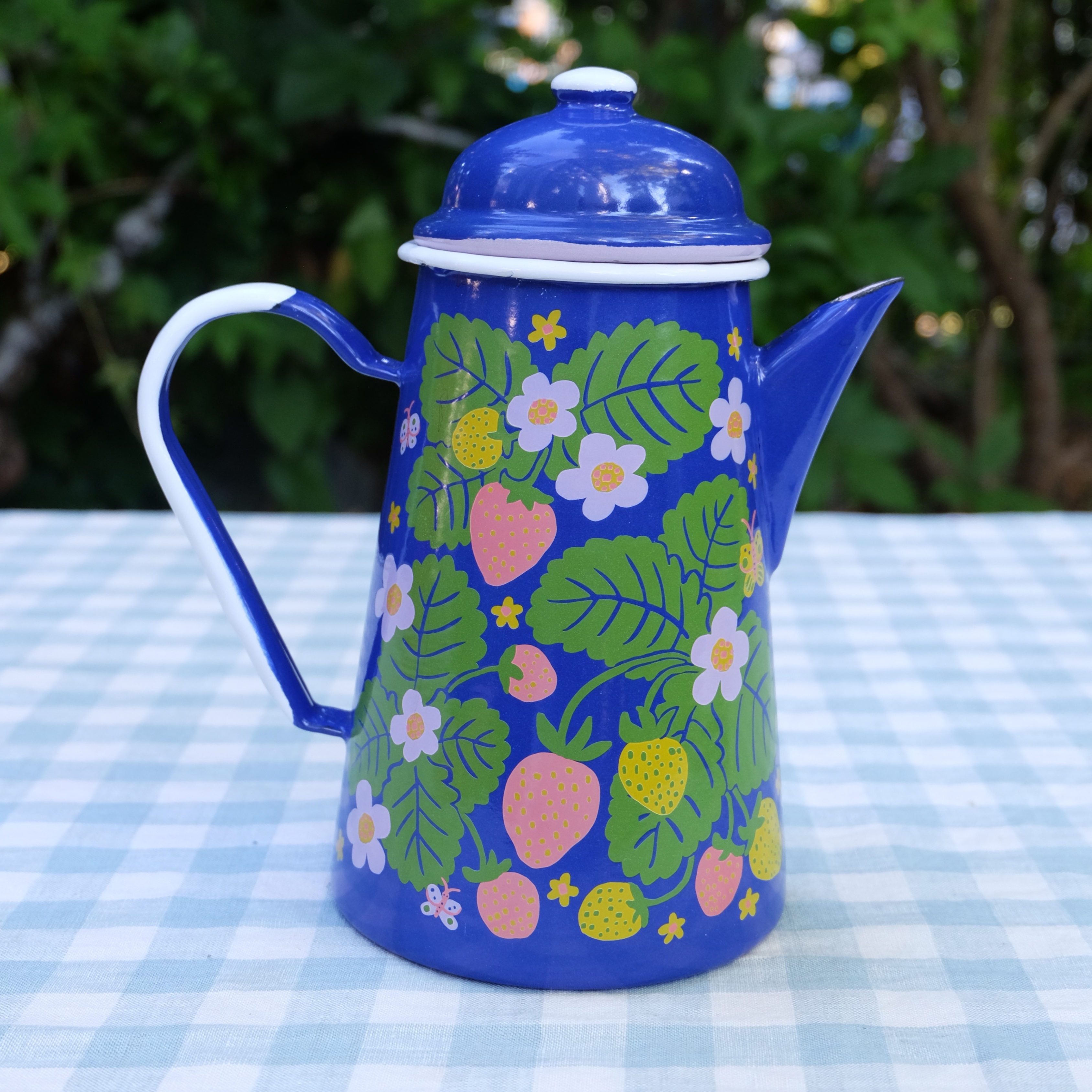 Berry Patch Kettle