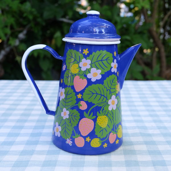 Berry Patch Kettle – Phoebe Wahl