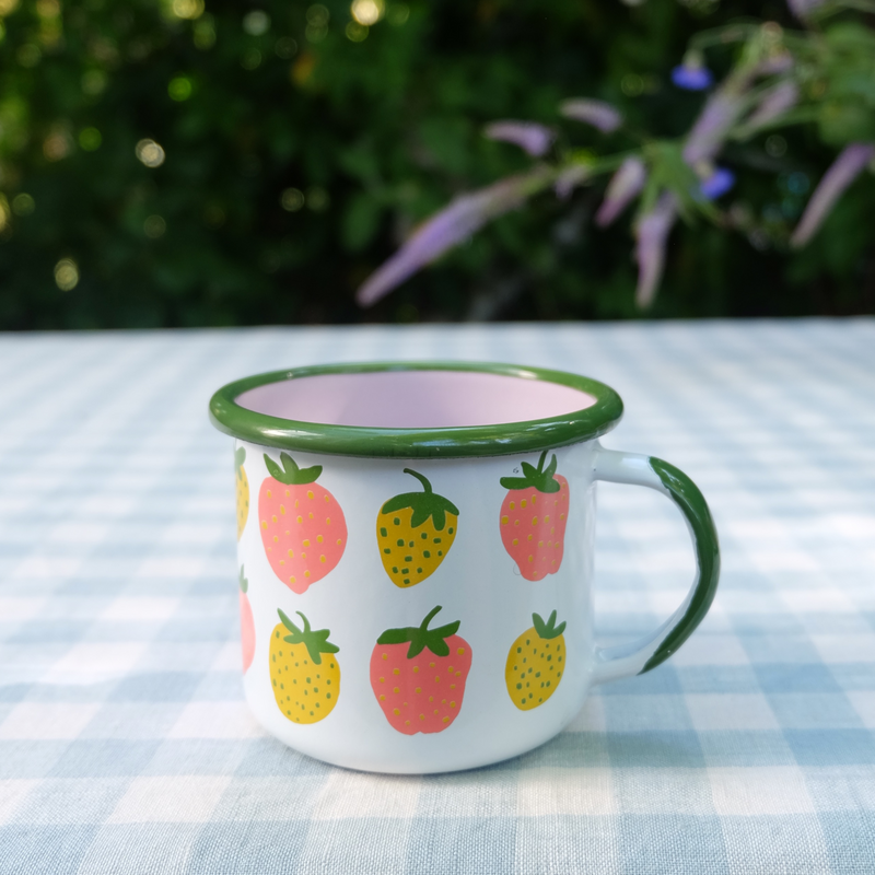 Simply Berries Small Mug